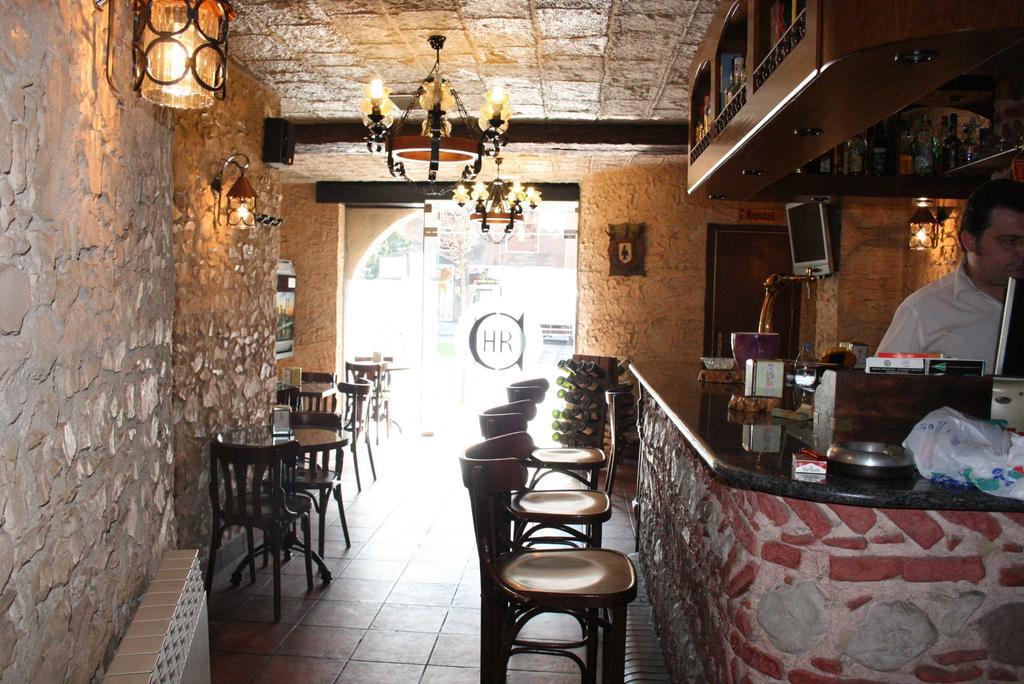 Hostal Restaurante Cornella Курналя-да-Любрагат Екстер'єр фото